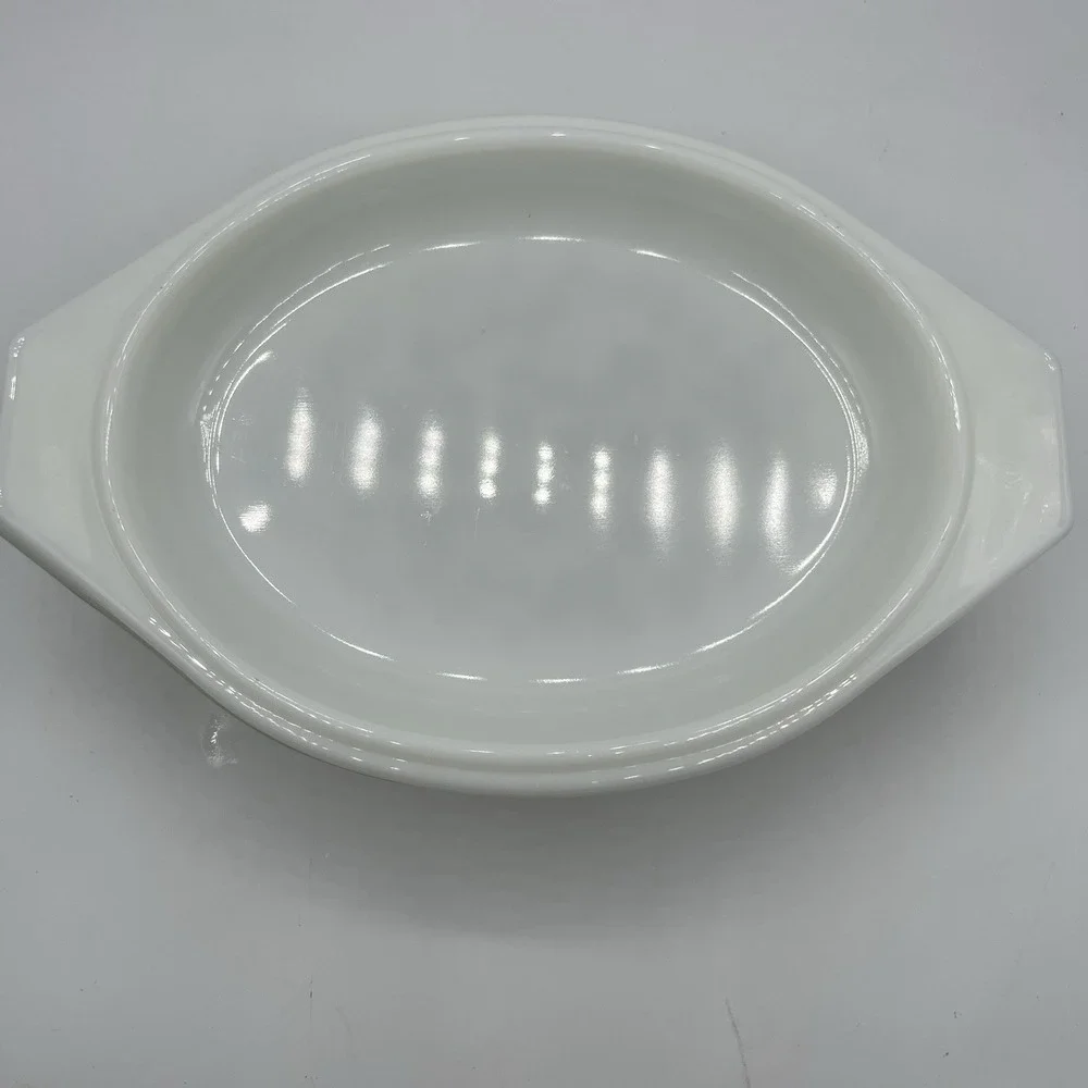 Vintage Pyrex Verde Olive Green 1 1/2 Qt. Oval Casserole Dish With Lid 043